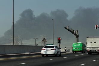 الإمارات تعلن اعتراض معظم الطائرات الإيرانية