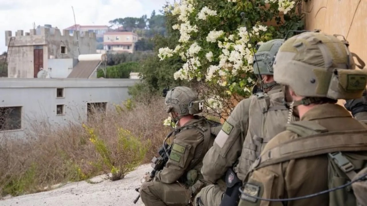 صورة حول : اليونيفيل ترصد جنوداً إسرائيليين في مناطق لبنانية اليونيفيل ترصد جنوداً إسرائيليين في مناطق لبنانية