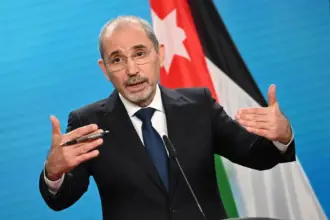 عاجل | الصفدي: المملكة تتعامل مع الأزمات الخطيرة بتغطية شاملة