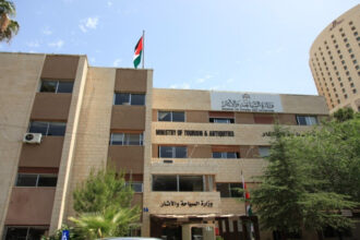 السياحة تطلق حملة وطنية للحفاظ على نظافة المواقع السياحية والأثرية