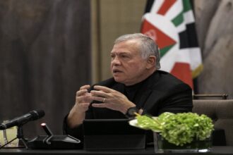 عاجل| الملك يبحث هاتفياً مع رئيس وزراء باكستان التصعيد الإقليمي