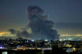 الجيش الإسرائيلي يعلن تدمير منصات صواريخ ومقرات أمنية إيرانية