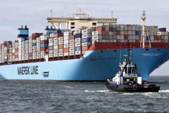 ميرسك تعيد توجيه سفنها جراء التوترات في الشرق الأوسط