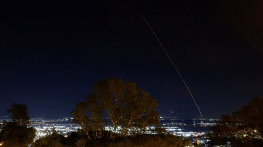 عاجل| انفجارات عنيفة تهز القدس المحتلة إثر قصف إيراني