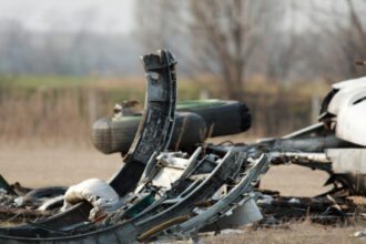 وزارة الدفاع القطرية: إسقاط طائرتين حربيتين إيرانيتين و12 صاروخاً ومسيّرة