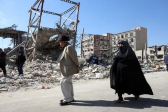 تصعيد غير مسبوق: إسرائيل تستعد لأسبوعين إضافيين من الضربات المكثفة داخل إيران