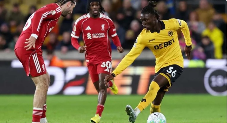 صورة حول : ولفرهامبتون يصدم ليفربول وينتزع فوزاً درامياً في الدقيقة الأخيرة ولفرهامبتون يصدم ليفربول وينتزع فوزاً درامياً في الدقيقة الأخيرة