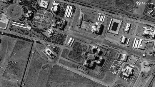 الجيش الإسرائيلي يعلن قصف موقع سري تحت الأرض مرتبط بالبرنامج النووي الإيراني