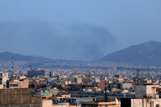 انفجارات تهز طهران وسط تصعيد إيراني ضد إسرائيل