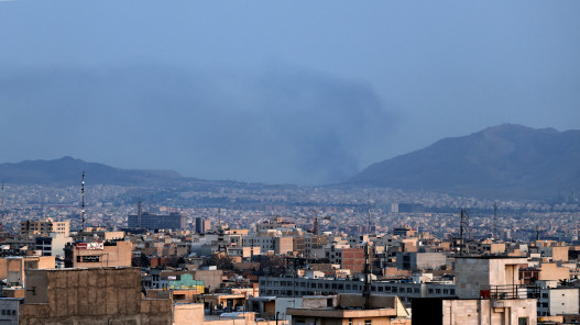 انفجارات تهز طهران وسط تصعيد إيراني ضد إسرائيل