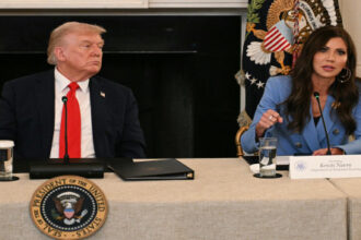 ترامب ينهي مهام كريستي نويم في وزارة الأمن الداخلي