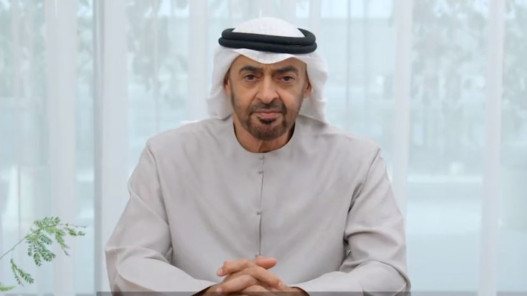 محمد بن زايد: الإمارات في وقت حرب لكنها بخير وليست فريسة سهلة