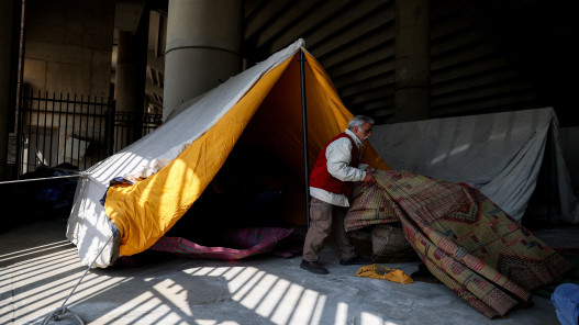 لبنان يعلن نزوح أكثر من 450 ألف شخص منذ بدء الحرب مع إسرائيل