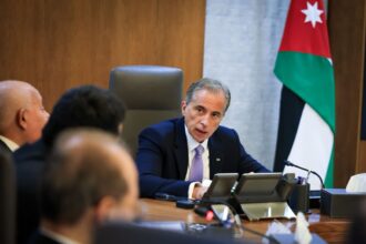 حسان يلتقي ممثلي شركات الملاحة الدولية