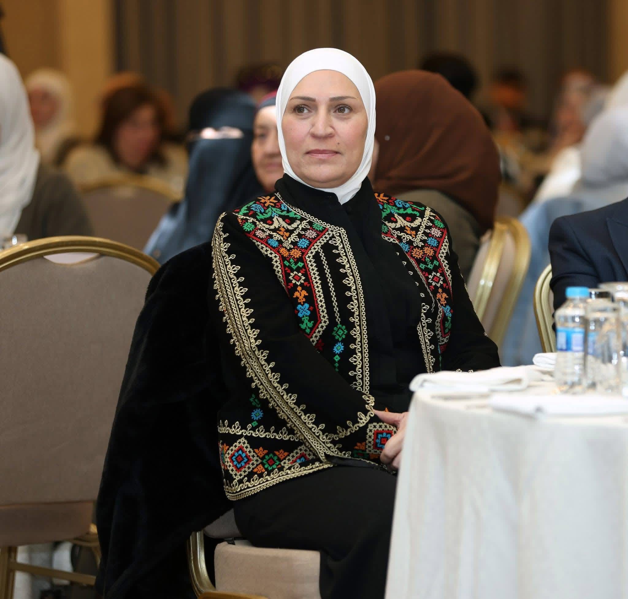 "راصد" يكرّم برلمانيات بمناسبة يوم المرأة العالمي