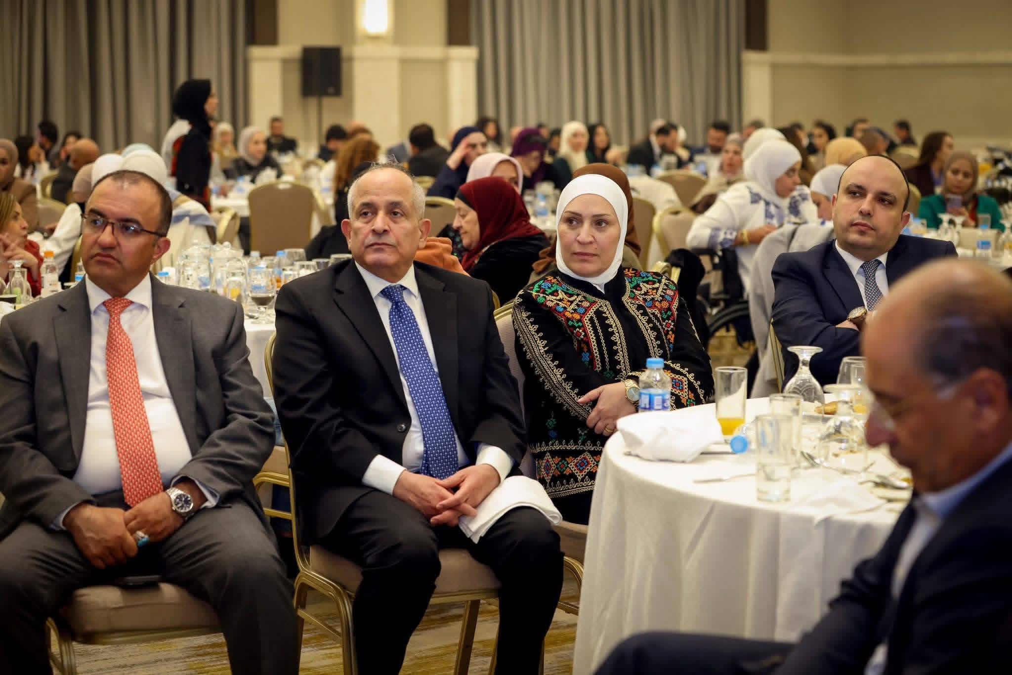 "راصد" يكرّم برلمانيات بمناسبة يوم المرأة العالمي