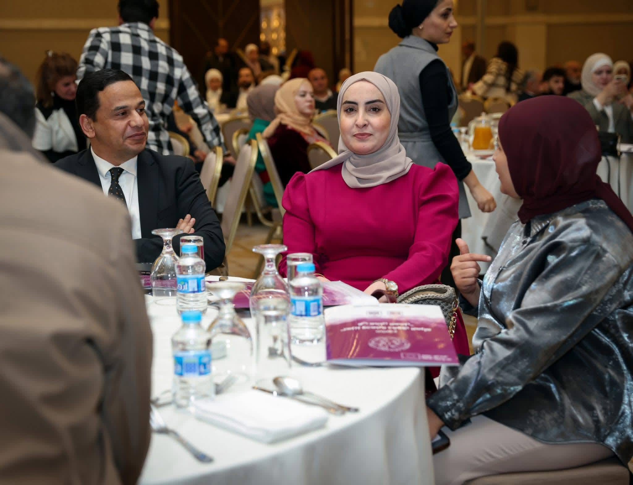 "راصد" يكرّم برلمانيات بمناسبة يوم المرأة العالمي