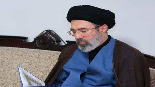 صورة حول : مجتبى خامنئي يُنتخب مرشداً أعلى لإيران مجتبى خامنئي يُنتخب مرشداً أعلى لإيران