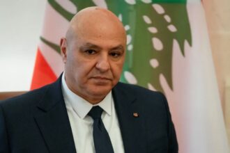 الرئيس اللبناني عون يدعو لوقف كامل للاعتداءات الإسرائيلية وإرساء هدنة