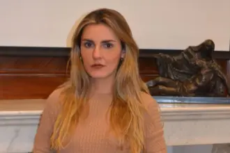 موجة جدل في إسبانيا وإسرائيل بعد تصريحات حول الملاجئ أثناء الغارات