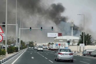 قطر تحذر: تهديد أمني مرتفع يدعو المواطنين والمقيمين للبقاء في المنازل