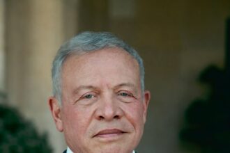 الملك يتلقى اتصالا هاتفيا من رئيس غامبيا