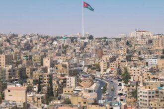 انخفاض عدد اللاجئين المسجلين في الأردن إلى 427 ألفًا حتى شباط 2026