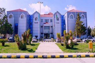 جامعة آل البيت تؤجل أقساط صندوقي الادخار والاستثمار لموظفيها