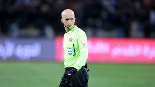 إدارة مباريات الجولة العشرين من دوري المحترفين تكشف حكامها