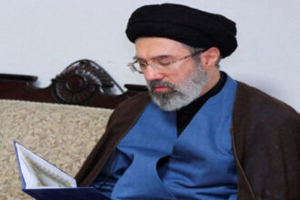 خامنئي: إيران مجبرة على مواجهة القواعد الأمريكية لحماية وحدة البلاد