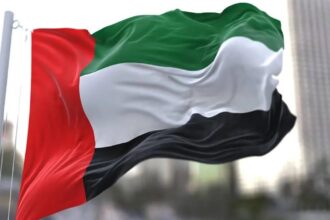 الدفاعات الإماراتية تتصدى لهجوم صاروخي إيراني جديد