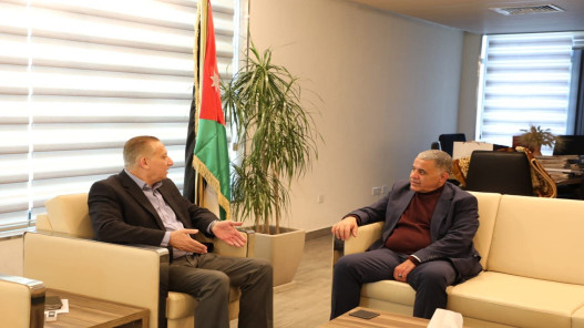 الزراعة: استقرار أسعار الخضار والفواكه وضمان انسيابية التزويد مع اقتراب الأعياد