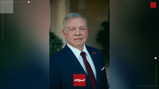 صورة حول : الملك يغادر أرض الوطن متوجها إلى السعودية الملك يغادر أرض الوطن متوجها إلى السعودية