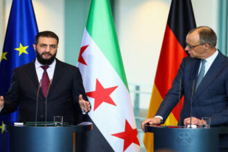 ميرتس يعلن خطة لعودة لاجئين سوريين