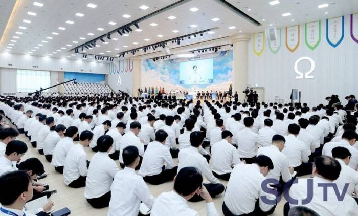 شينشونجي تحتفل بالذكرى السنوية الثانية والأربعين لتأسيسها: ”من بدايات في قبو إلى طائفة تنمو بعشرات الآلاف كل عام“