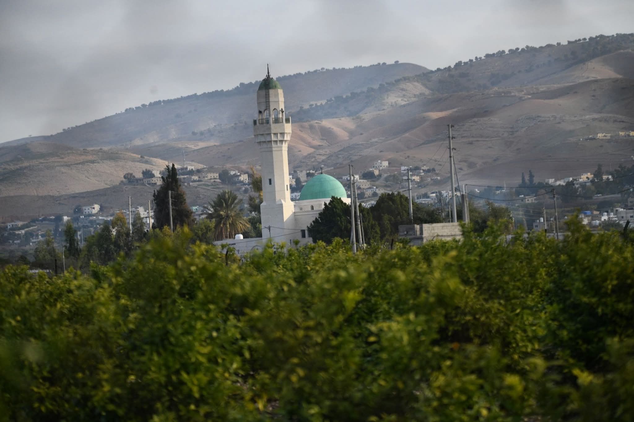 إقبال لافت على مساجد مقامات الصحابة في الأغوار الشمالية لأداء صلاة العيد