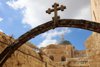 الأرثوذكسي الأردني يستنكر انتهاكات الاحتلال في القدس