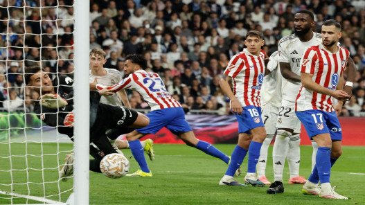 صورة حول : فينيسيوس يقود ريال مدريد للفوز على أتلتيكو وتعثر برشلونة أمام رايو فايكانو فينيسيوس يقود ريال مدريد للفوز على أتلتيكو وتعثر برشلونة أمام رايو فايكانو