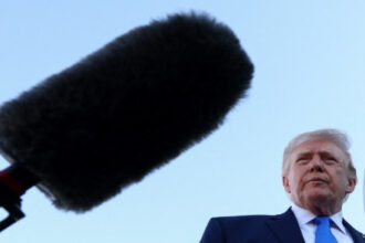 ترامب: إيران “تتوسل” لاتفاق ولن يكون هناك مجال للعودة إذا تأخرت