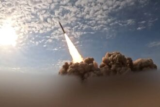 ميناء الشويخ في الكويت يتعرض لهجوم بطائرات مسيرة ويخلف أضراراً مادية