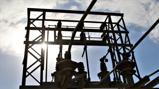 صورة حول : العراق يواصل مشاريع الربط الكهربائي مع دول الجوار رغم الظروف الراهنة العراق يواصل مشاريع الربط الكهربائي مع دول الجوار رغم الظروف الراهنة