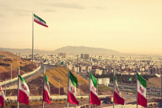 الغارات الأميركية والإسرائيلية تتسبب بأضرار لأكثر من 120 متحفاً وموقعاً ثقافياً في إيران