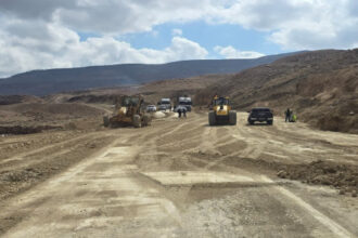 الطريق الملوكي بين الطفيلة والكرك يعود للخدمة بعد جهود مكثفة لإصلاح أضرار السيول