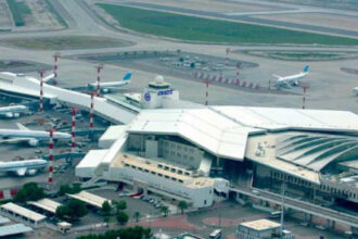 أضرار كبيرة في رادار مطار الكويت الدولي إثر هجوم بطائرات مسيّرة