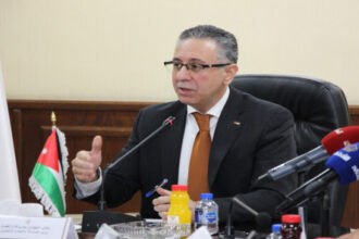 وزارة الصناعة تؤكد استقرار الأسواق واستمرارية توريد السلع الأساسية في الأردن