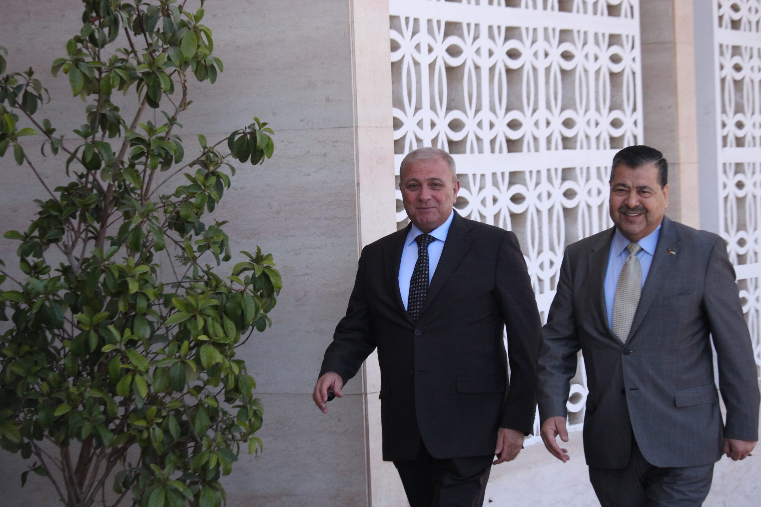 النواب يستكملون مناقشة قانون عقود التأمين