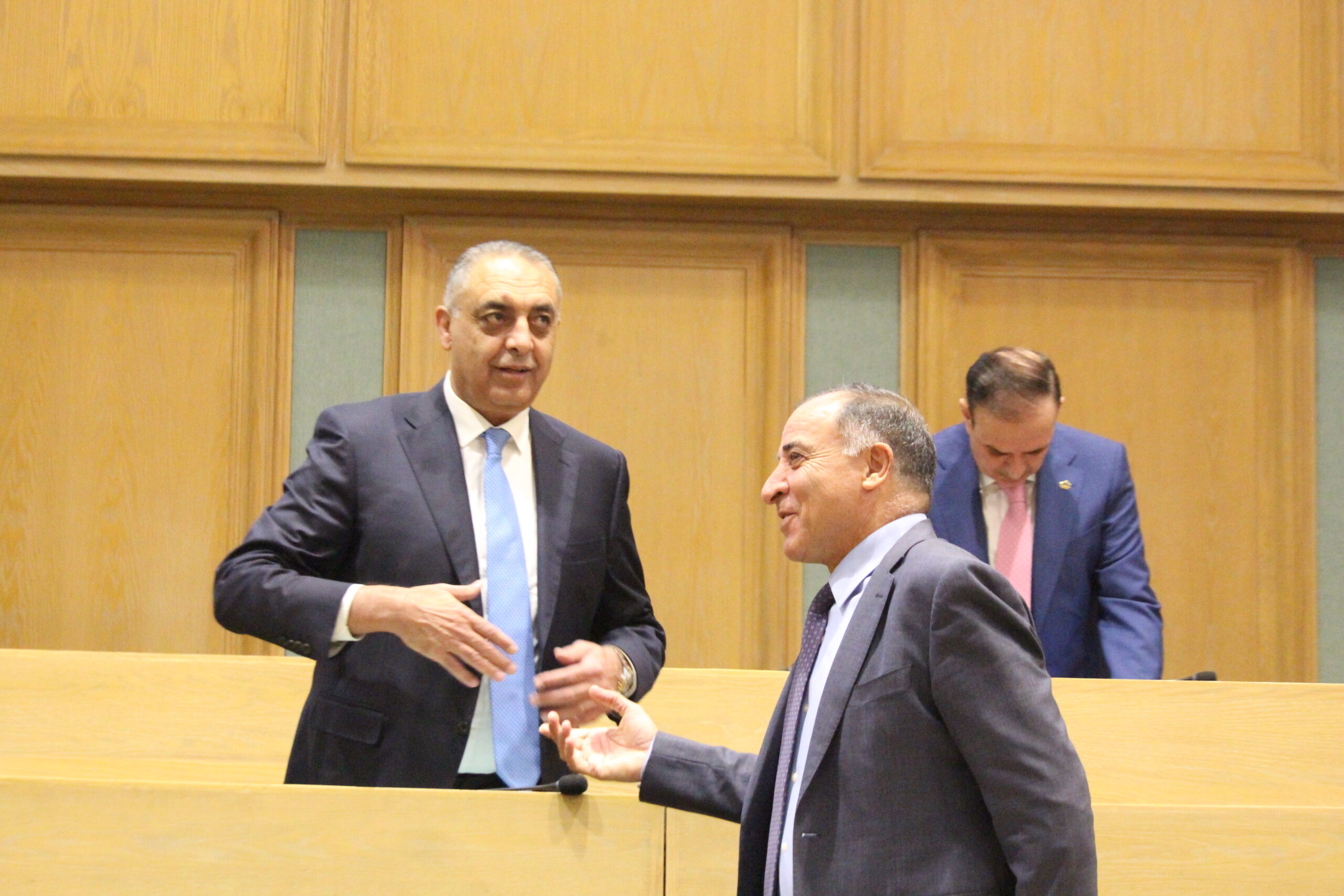 النواب يستكملون مناقشة قانون عقود التأمين