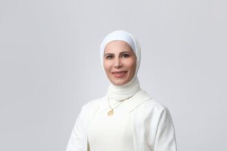 الدكتورة عريب الحياصات ألف مبارك مناقشة أطروحة الدكتوراه