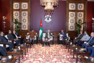 العيسوي يلتقي وفدا من منتدى حلاوة الثقافي وجمعية وادي ازقيق السياحية