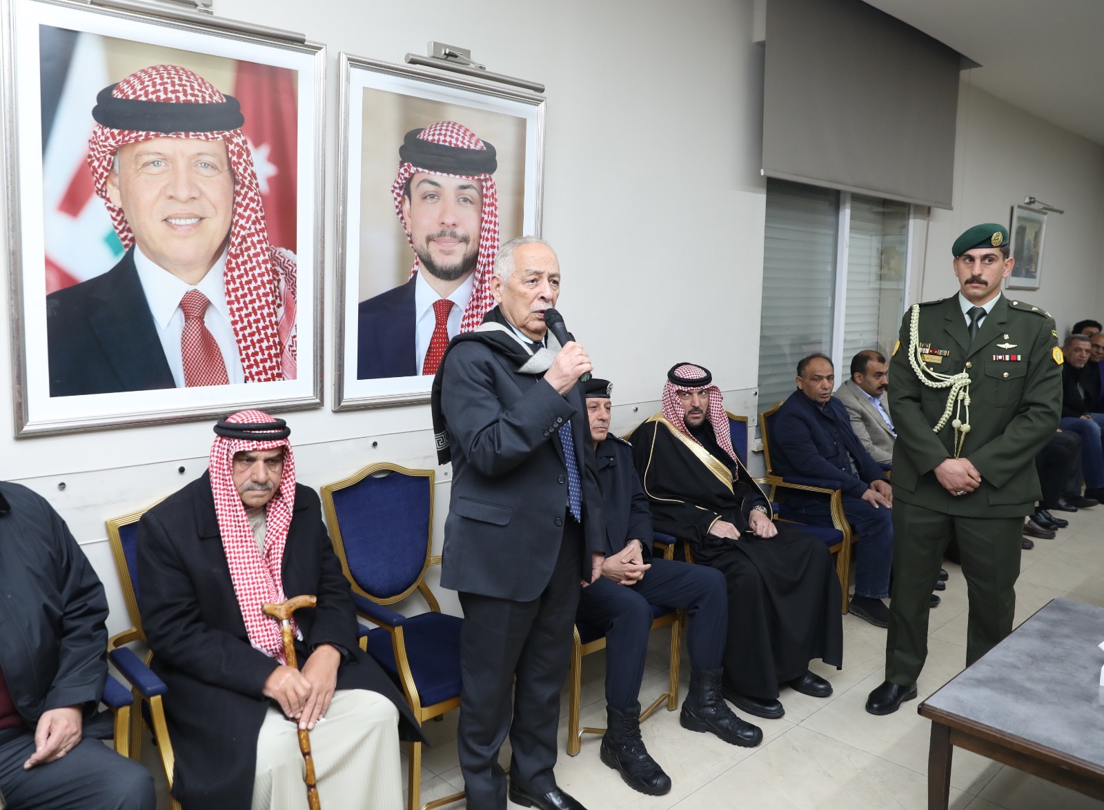 *مندوبا عن الملك وولي العهد...العيسوي يعزي الحديد وماضي والمجالي والخمايسة والريحاني*